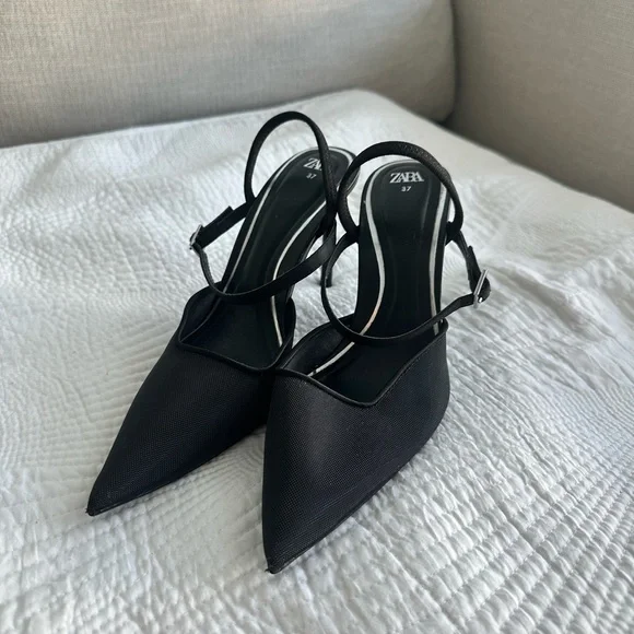 Zara Black Pointed Toe Heels - Picture 6 of 7